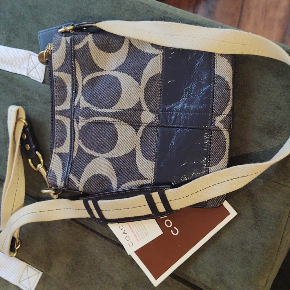 Coach messenger crossbody